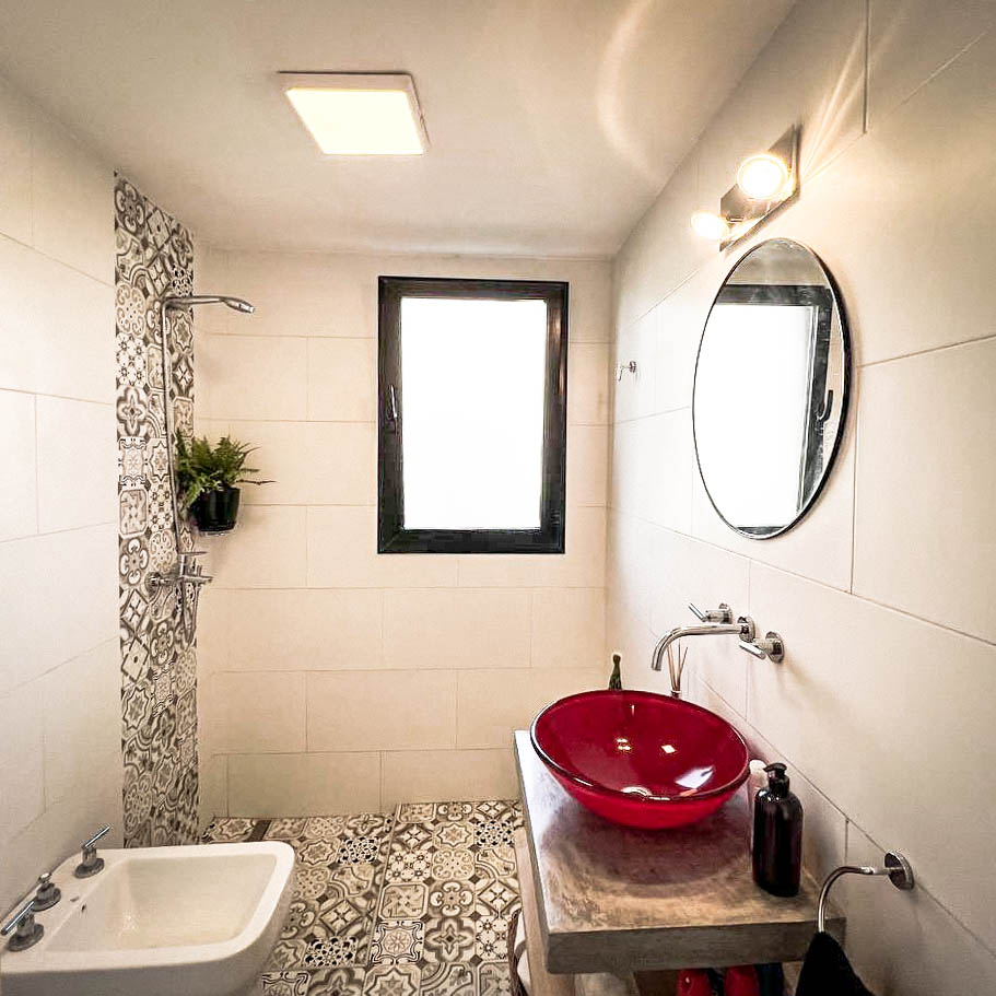 photo_5145456269438593962_y